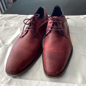 Steve Madden size 13 maroon oxford lace ups